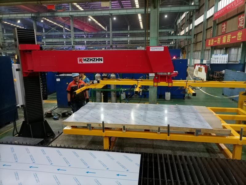 �ŷ��Ԅ�(d��ng)�ұ����ϙC(j��)е��